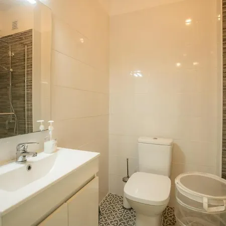 New - Ocean Breeze Апартаменты *